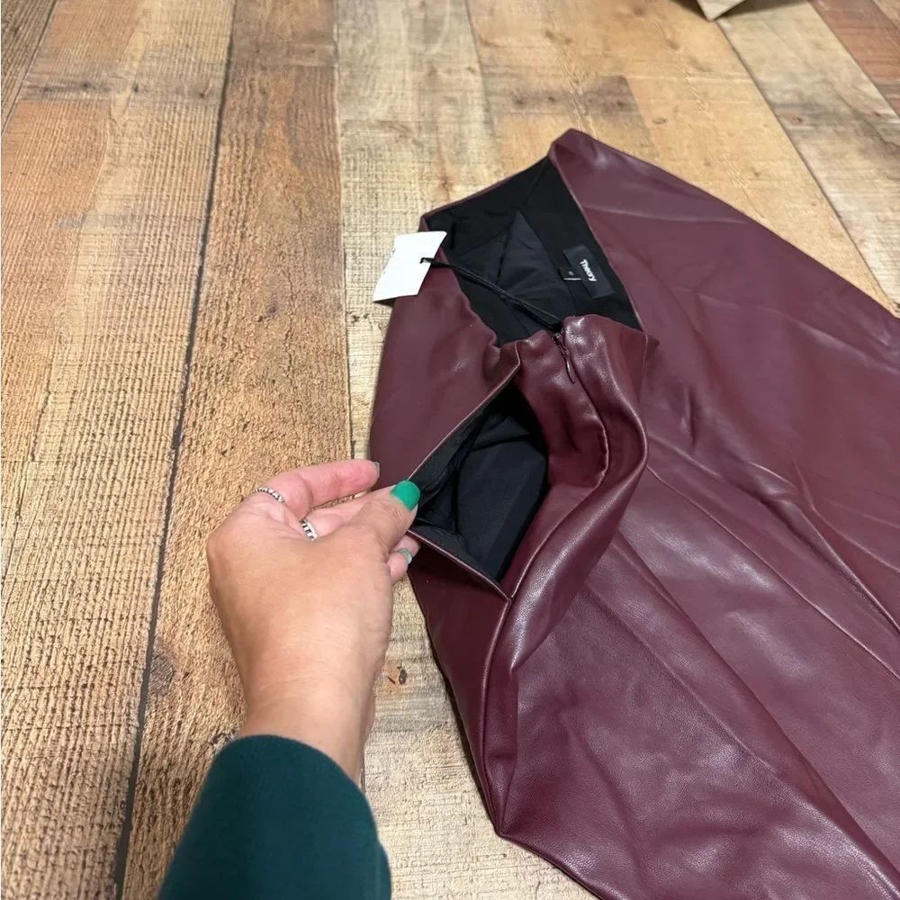 THEORY Women Faux Leather clean pencil Skirt bedford NWT burgundy size 12 - Picture 12 of 15